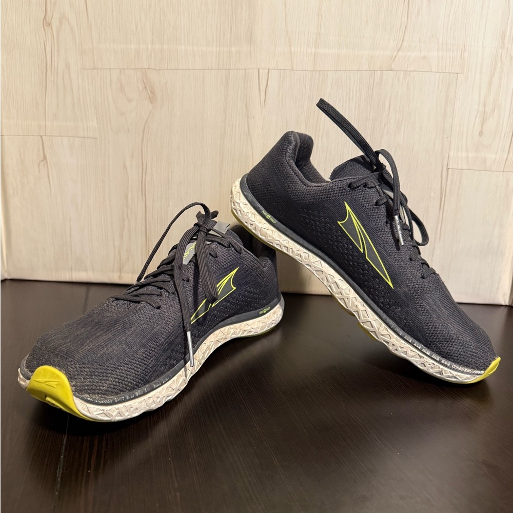 Altra Escalante Barefoot Sneakers Dark Gray Men’s 8.5 EU 42 NO INSOLES